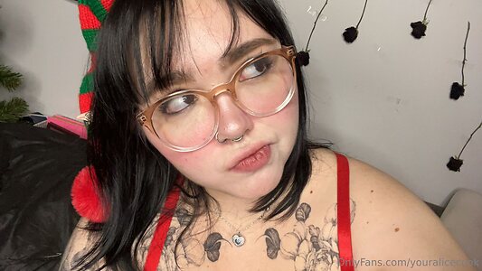 youralicecook Nude Leaked Photo #13