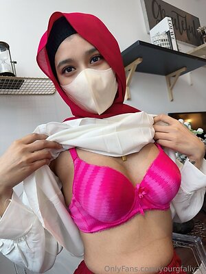 yourgfaliyah Nude Leaked Photo #17