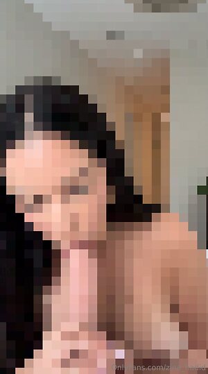 zina hadid Nude Leaked Photo #24