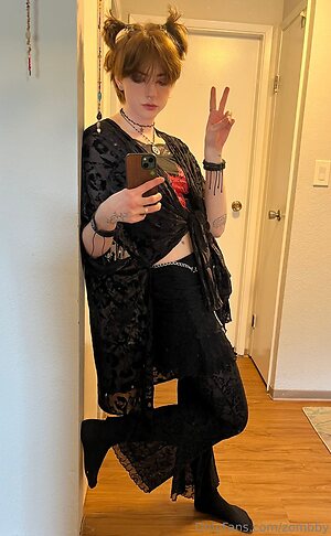 zombby Nude Leaked Photo #7